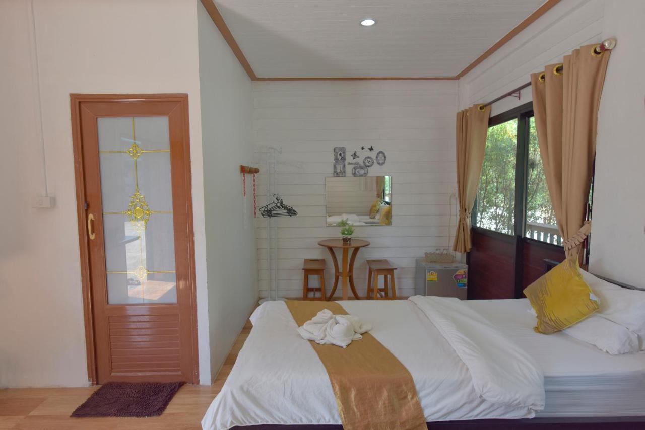 Chomduen Phu Kao Resort Non Sang Екстериор снимка