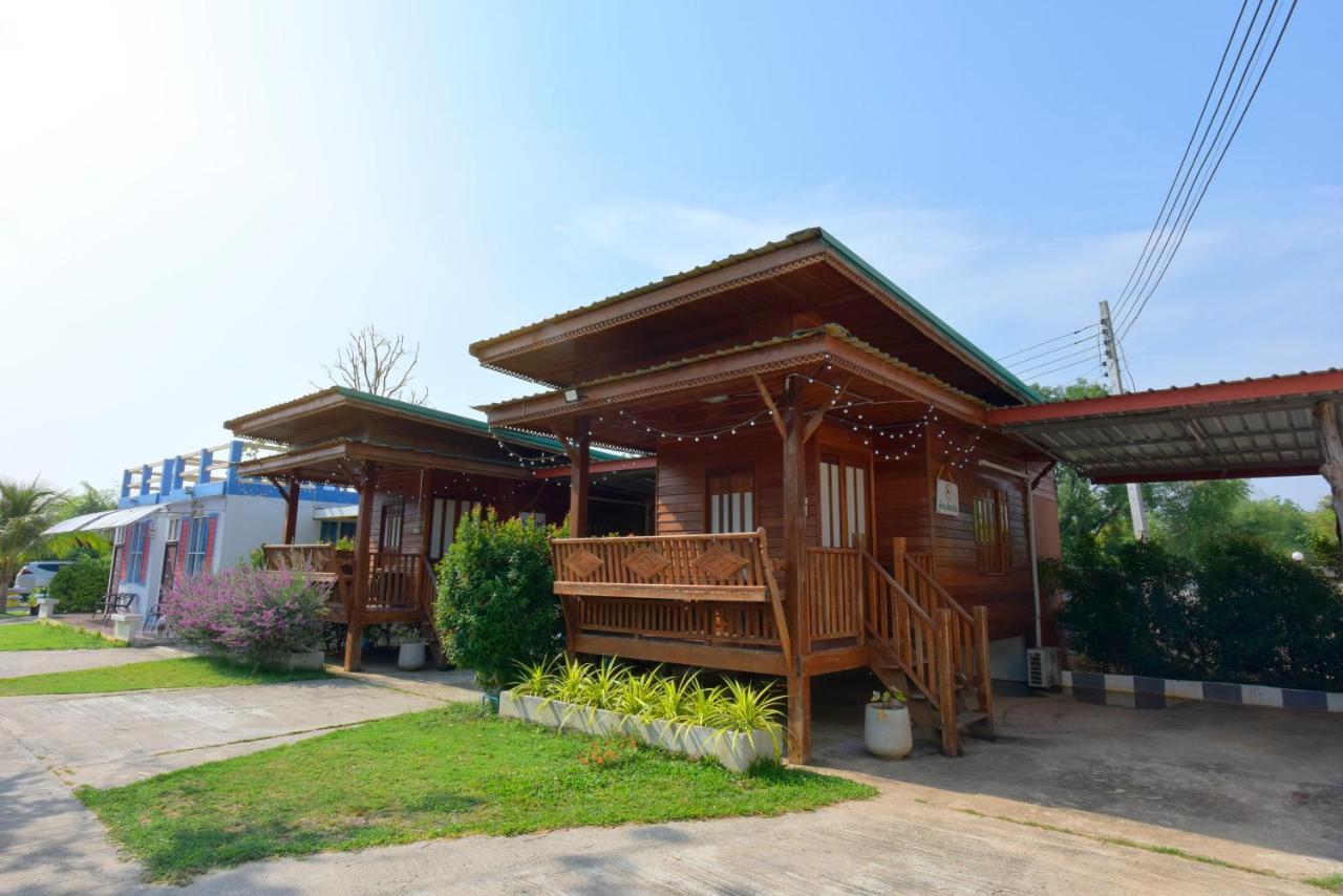 Chomduen Phu Kao Resort Non Sang Екстериор снимка