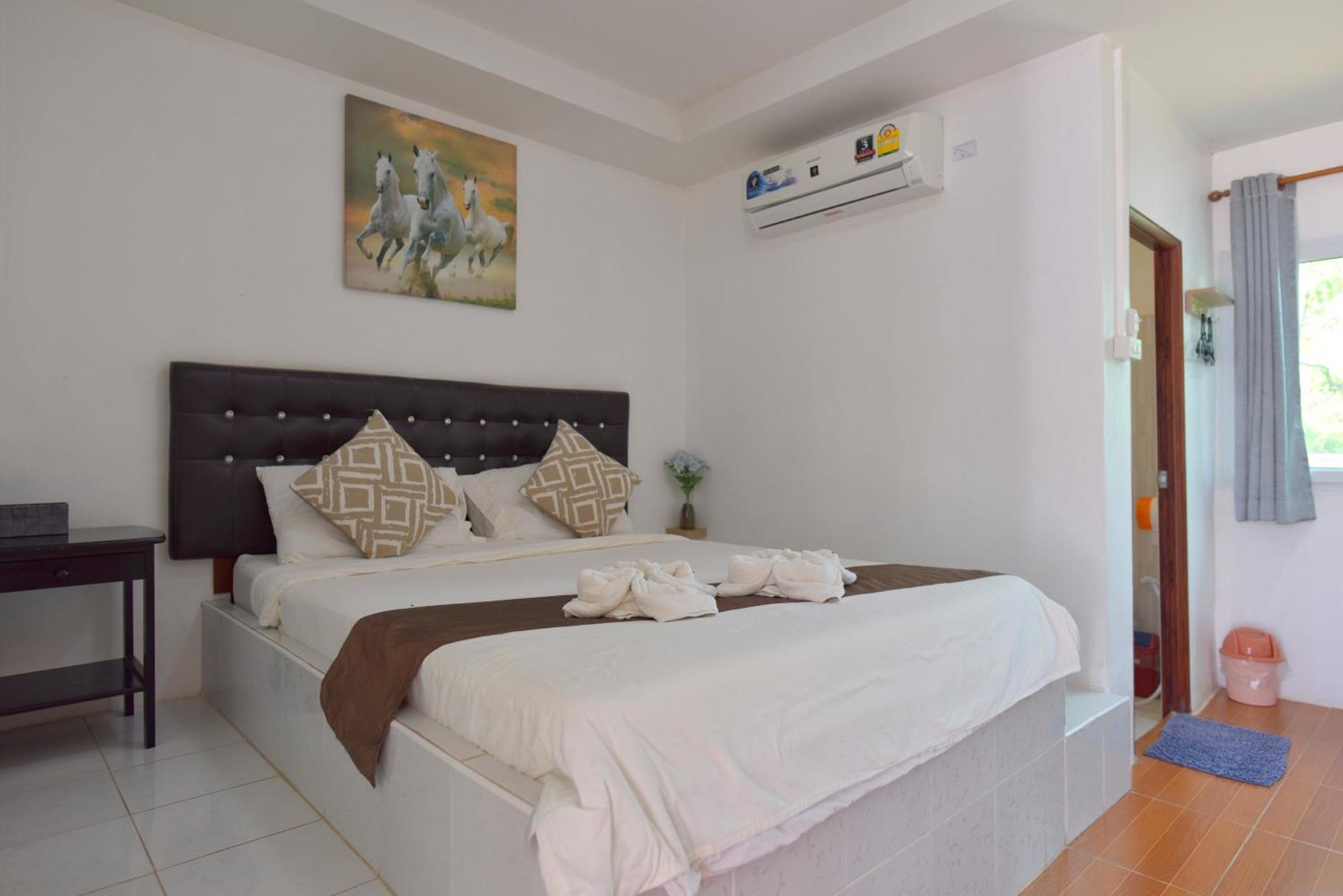 Chomduen Phu Kao Resort Non Sang Стая снимка