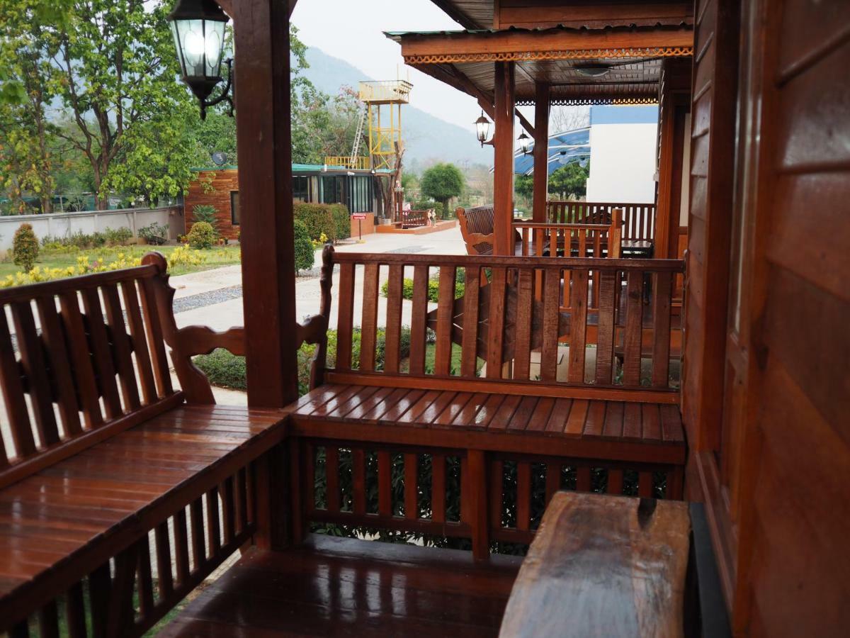 Chomduen Phu Kao Resort Non Sang Екстериор снимка