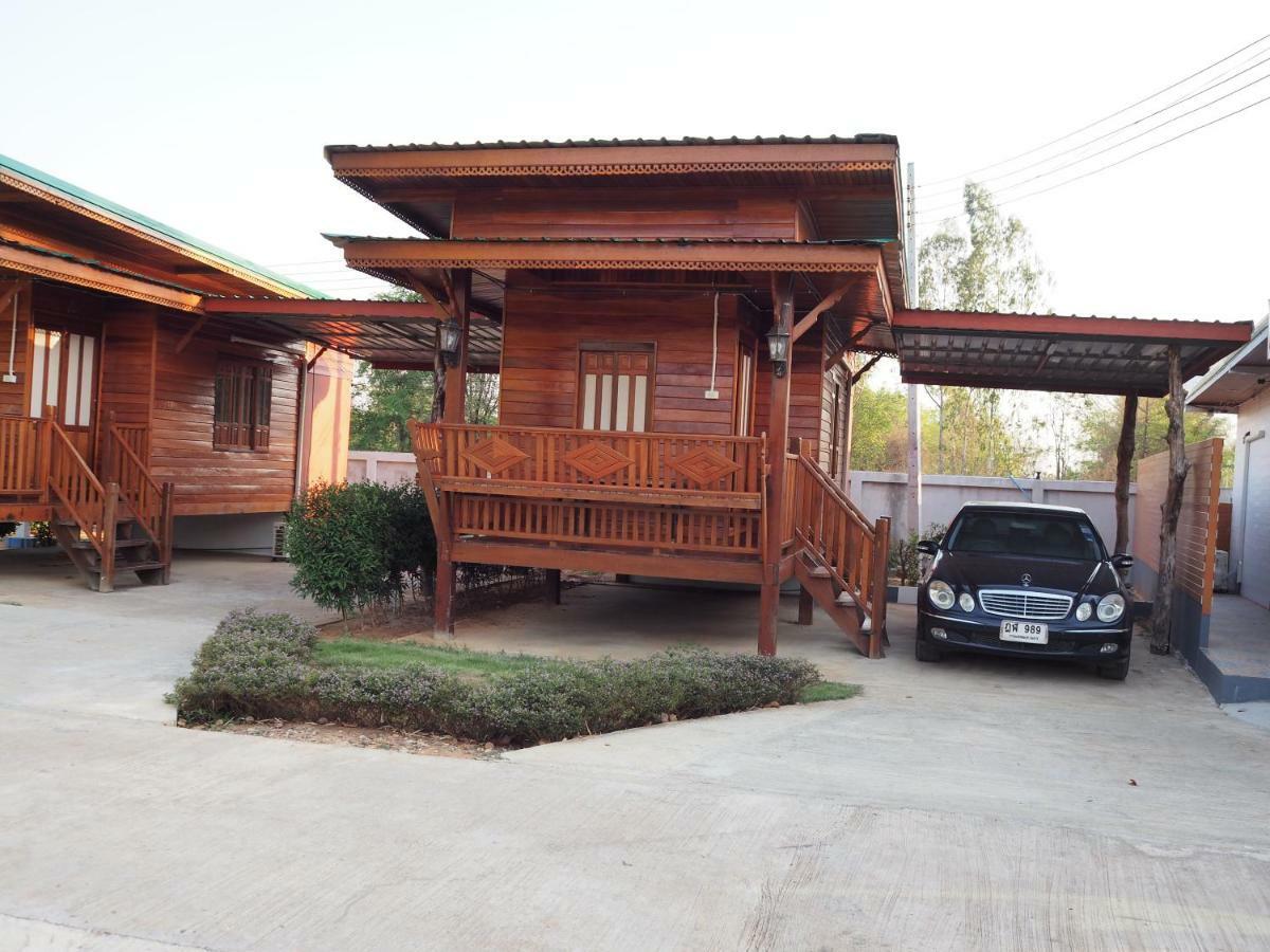 Chomduen Phu Kao Resort Non Sang Екстериор снимка